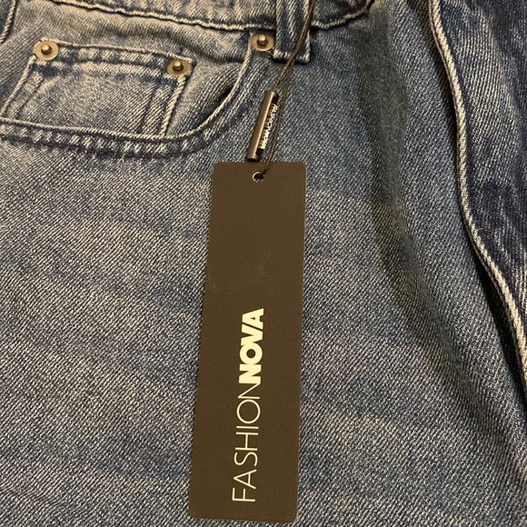 NEW!!! Fashion nova pants 😃😃 - Picture 2 of 3